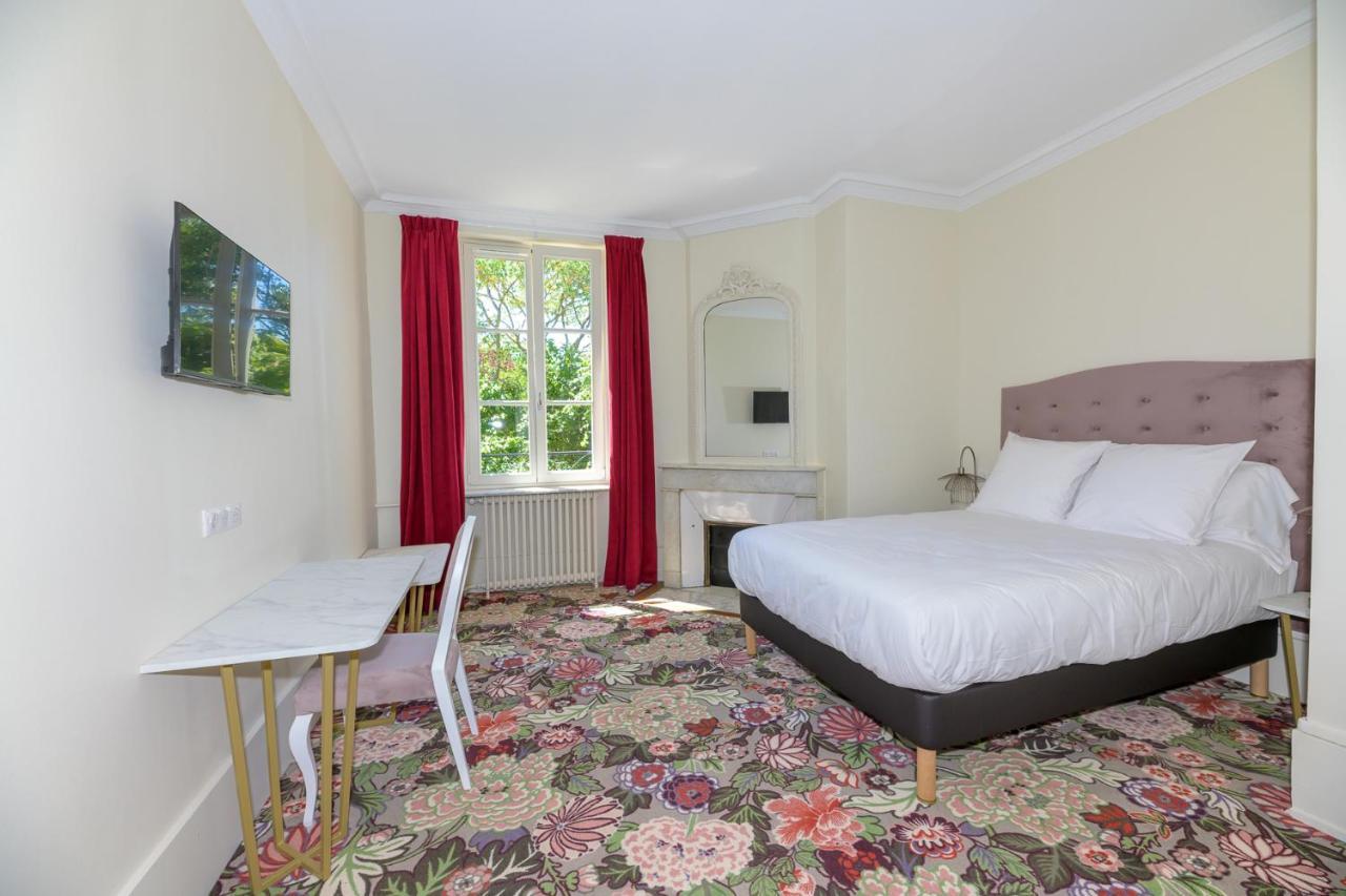 Pont-à-Mousson Logis Hotel Du Parc מראה חיצוני תמונה