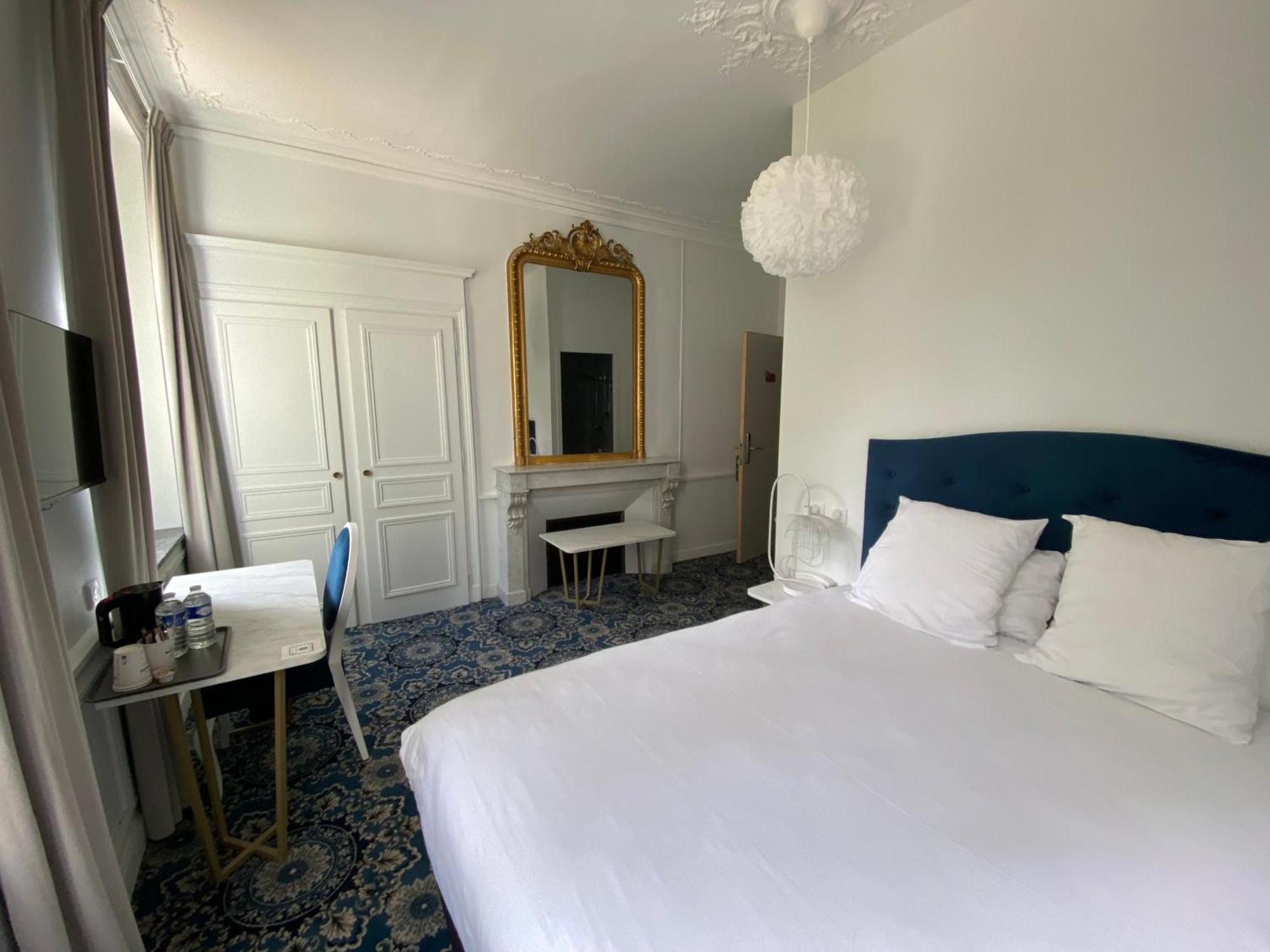 Pont-à-Mousson Logis Hotel Du Parc מראה חיצוני תמונה