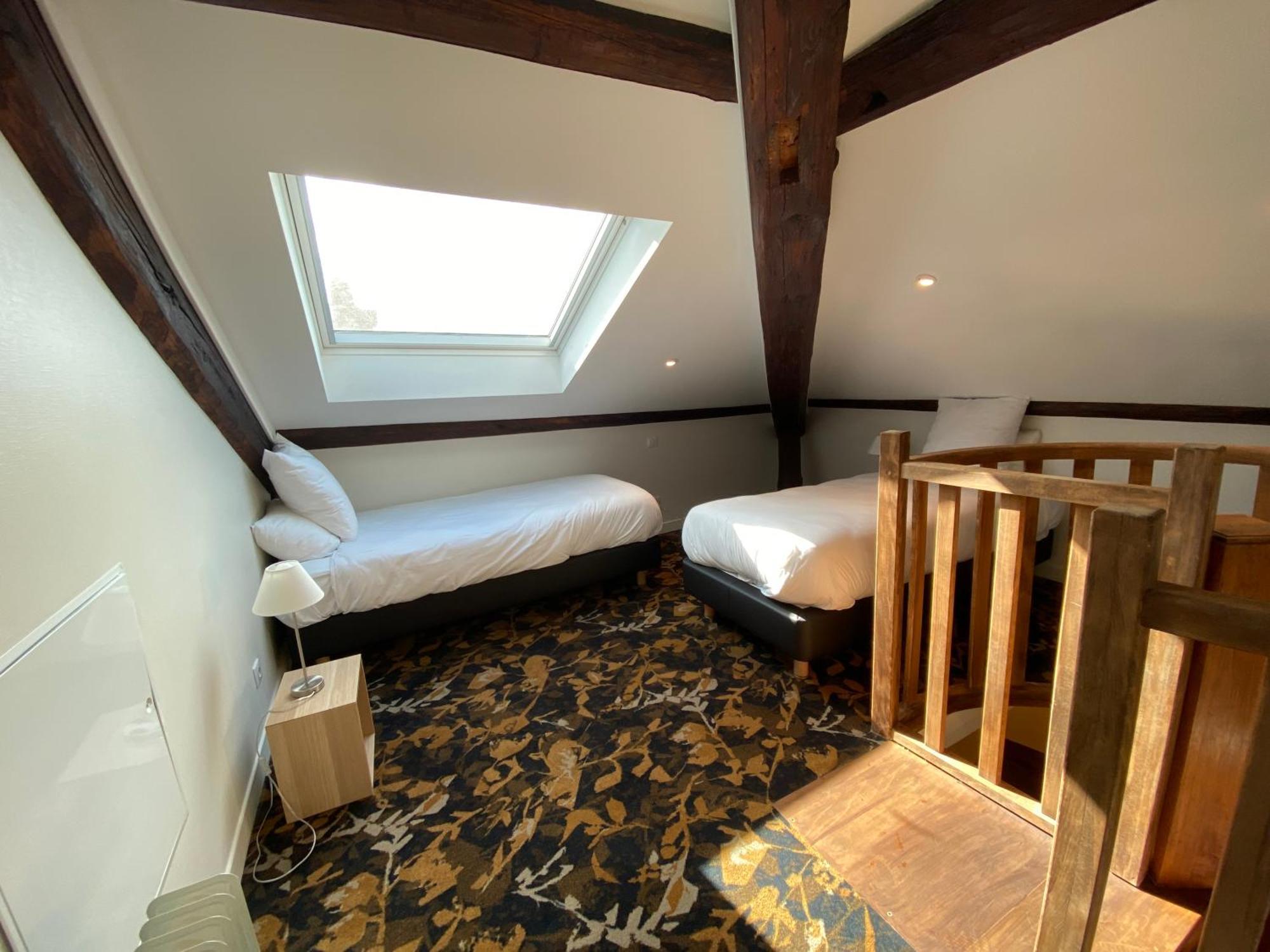 Pont-à-Mousson Logis Hotel Du Parc מראה חיצוני תמונה